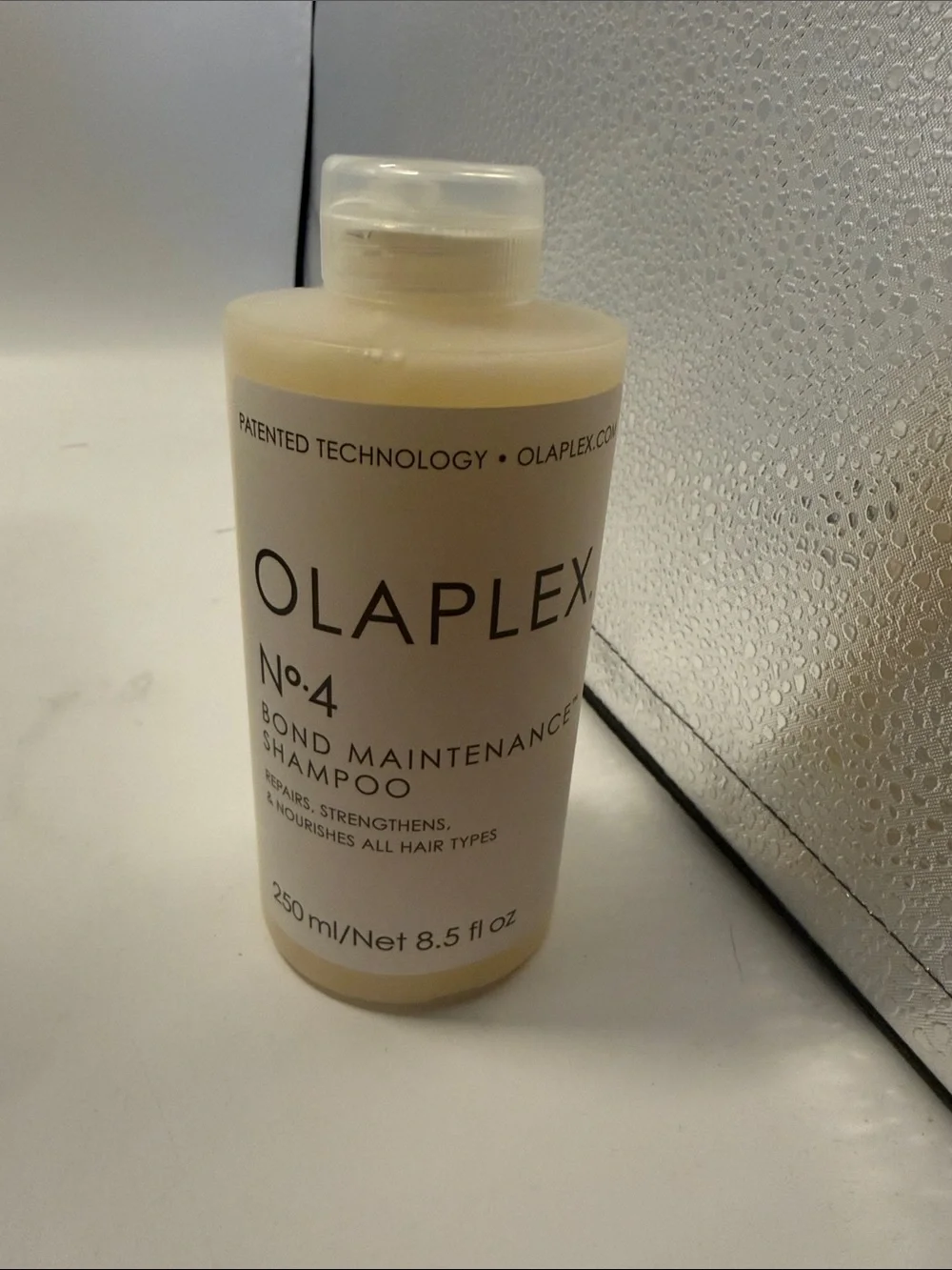 Olaplex N°.4 Bond Maintenance™ Hair Strengthening Shampoo: